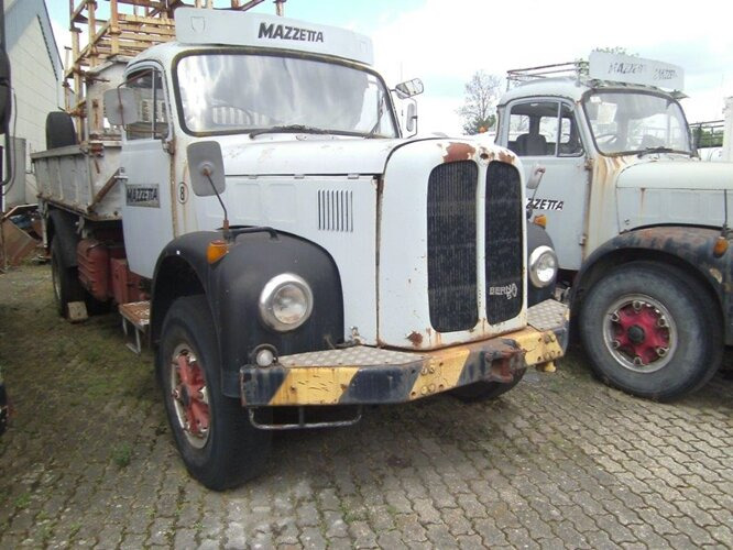 V5 4x2 Saurer V5 4x2 - Camión volquete: foto 1 V5 4x2 Saurer V5 4x2 - Camión volquete: foto 1