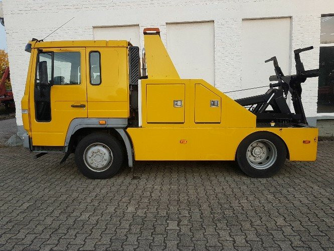 Volvo FL 612 L FL 612 L, Abschleppwagen Hubbrille 3 to - Camión portavehículos: foto 1 Volvo FL 612 L FL 612 L, Abschleppwagen Hubbrille 3 to - Camión portavehículos: foto 1