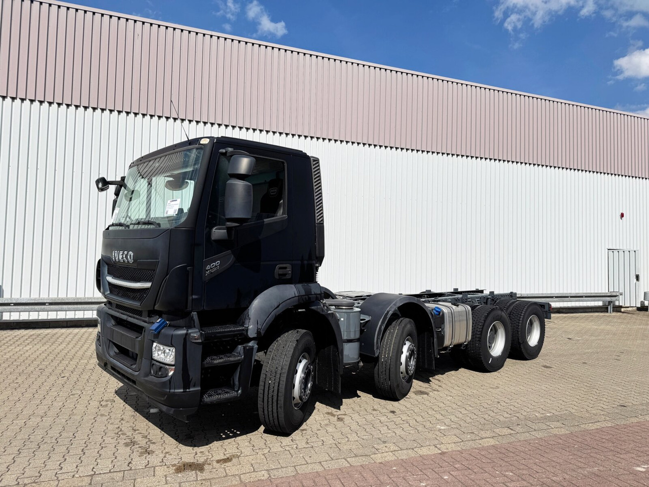 X-Way AD360X40Z/P 8x4 X-Way AD360X40Z/P 8x4 - Camión chasis: foto 1 X-Way AD360X40Z/P 8x4 X-Way AD360X40Z/P 8x4 - Camión chasis: foto 1