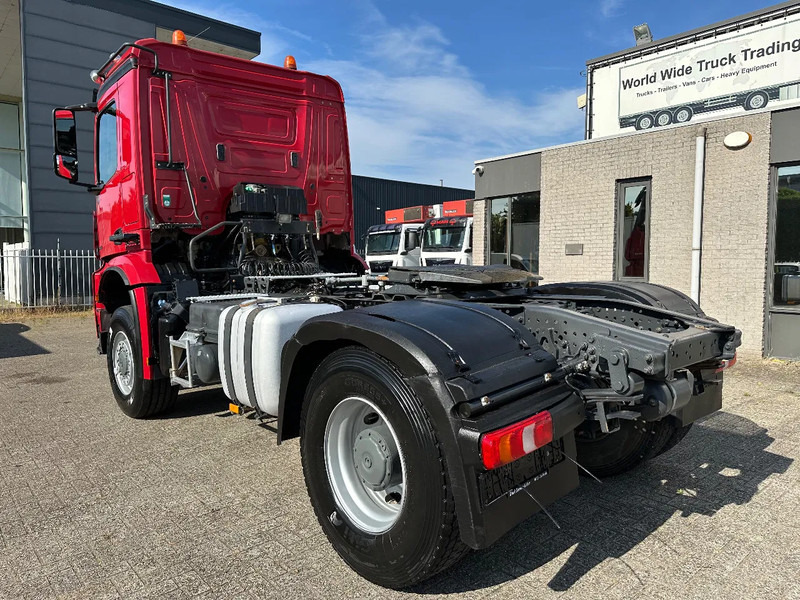 Mercedes-Benz Arocs 1824 4x4 ALLROAD + KIPPER HYDRAULIC + 334.231 KM + SPRING / SPRING + EURO 6 - Cabeza tractora: foto 3 Mercedes-Benz Arocs 1824 4x4 ALLROAD + KIPPER HYDRAULIC + 334.231 KM + SPRING / SPRING + EURO 6 - Cabeza tractora: foto 3