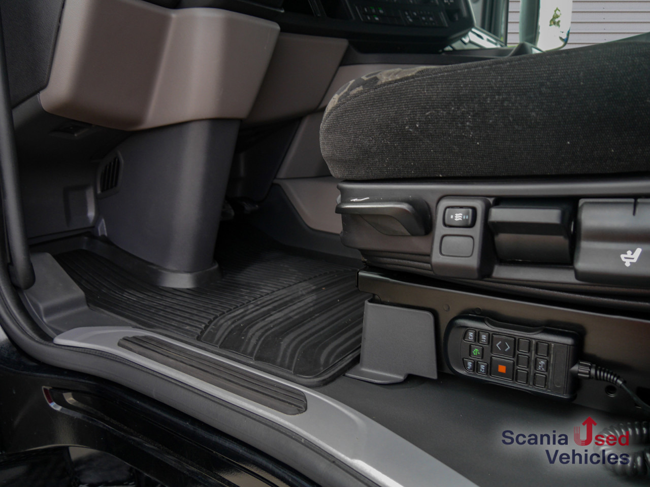 SCANIA R 460 A4x2NA - SUPER - - Cabeza tractora: foto 4 SCANIA R 460 A4x2NA - SUPER - - Cabeza tractora: foto 4