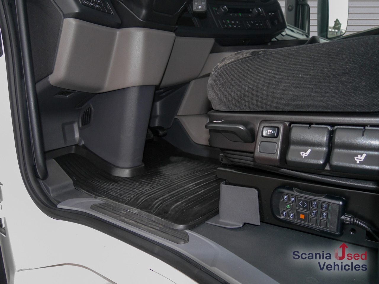 SCANIA R 460 A4x2NA - SUPER - - Cabeza tractora: foto 3 SCANIA R 460 A4x2NA - SUPER - - Cabeza tractora: foto 3