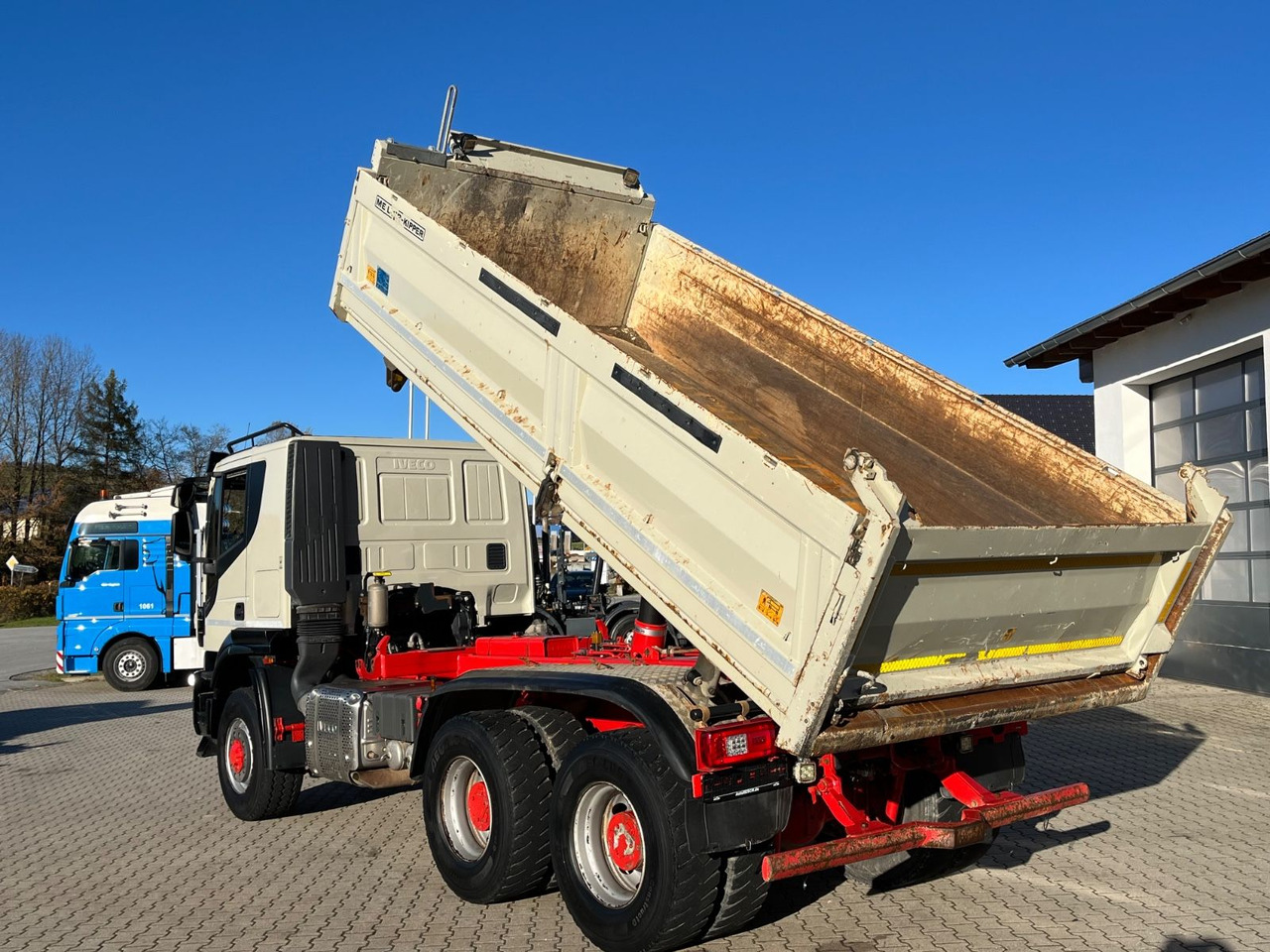 Iveco Starlis X-Way 480 6x6 Hydro Meiller Bordmatik - Camión volquete: foto 3 Iveco Starlis X-Way 480 6x6 Hydro Meiller Bordmatik - Camión volquete: foto 3