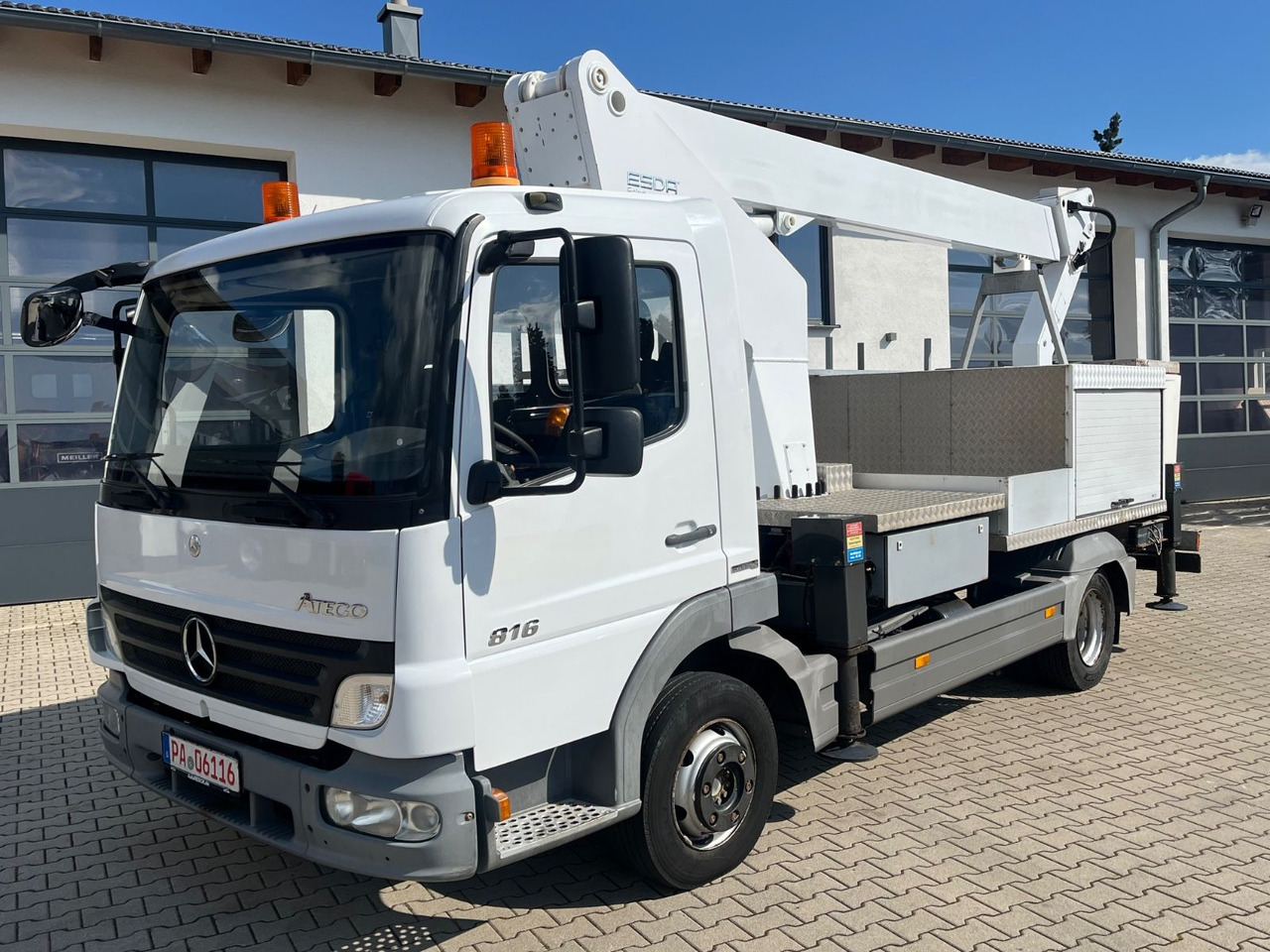 Mercedes-Benz Atego 816 ESDA TG 1800 Steiger 1000V isoliert - Camión con plataforma elevadora: foto 3 Mercedes-Benz Atego 816 ESDA TG 1800 Steiger 1000V isoliert - Camión con plataforma elevadora: foto 3