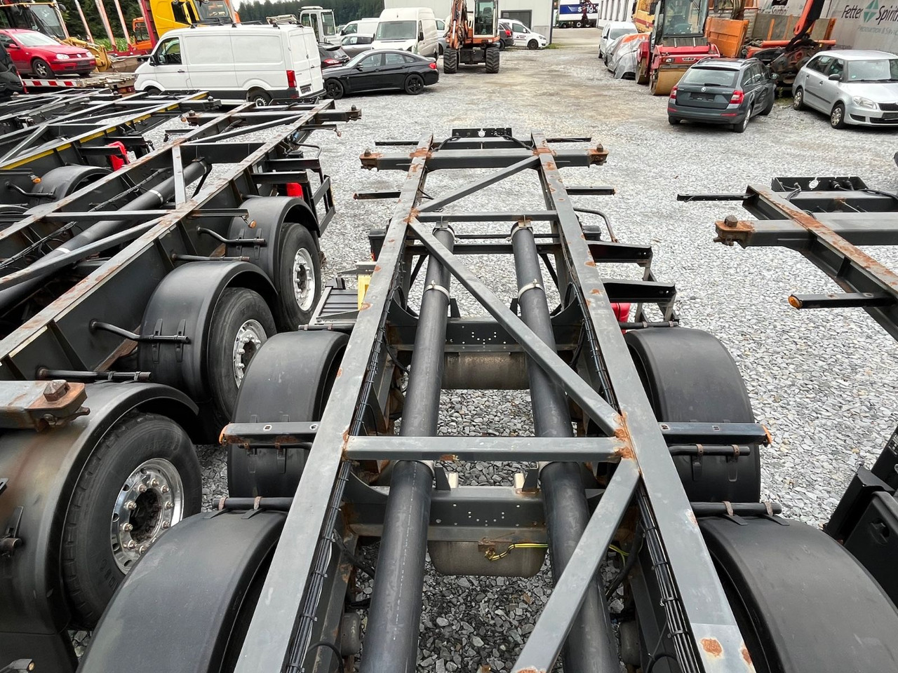 Schwarzmüller S1 R-Serie Tank Chassis ADR SAF Alufelgen - Semirremolque portacontenedore/ Intercambiable: foto 5 Schwarzmüller S1 R-Serie Tank Chassis ADR SAF Alufelgen - Semirremolque portacontenedore/ Intercambiable: foto 5