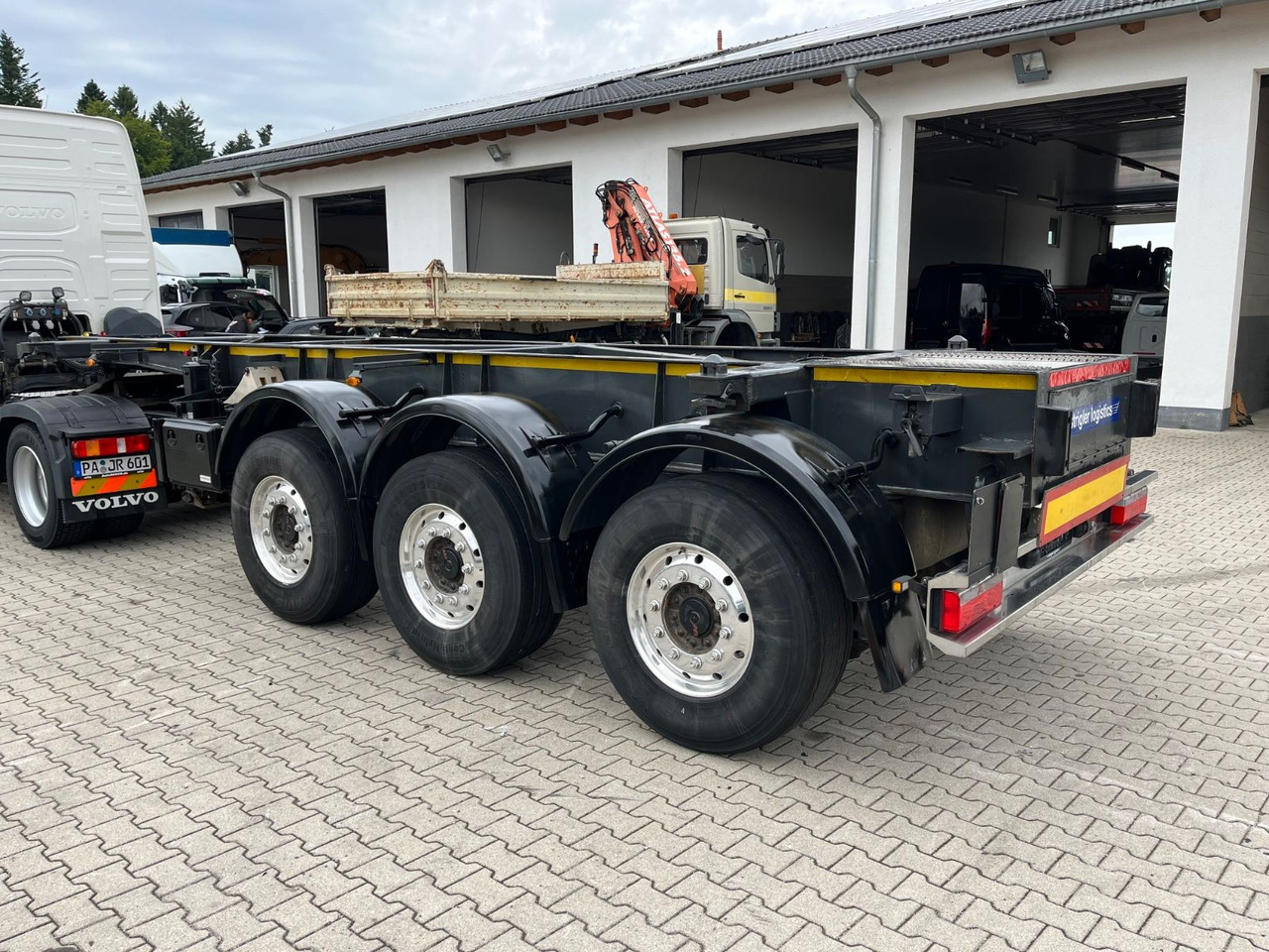 Schwarzmüller S1 R-Serie Tank Chassis ADR SAF Alufelgen - Semirremolque portacontenedore/ Intercambiable: foto 5 Schwarzmüller S1 R-Serie Tank Chassis ADR SAF Alufelgen - Semirremolque portacontenedore/ Intercambiable: foto 5