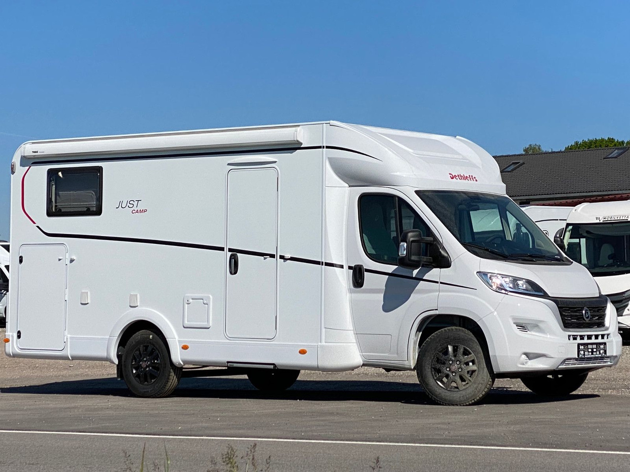Dethleffs Just Camp T 6812 EB,Hubbett,Längsbetten, Markise - Autocaravana perfilada: foto 1 Dethleffs Just Camp T 6812 EB,Hubbett,Längsbetten, Markise - Autocaravana perfilada: foto 1