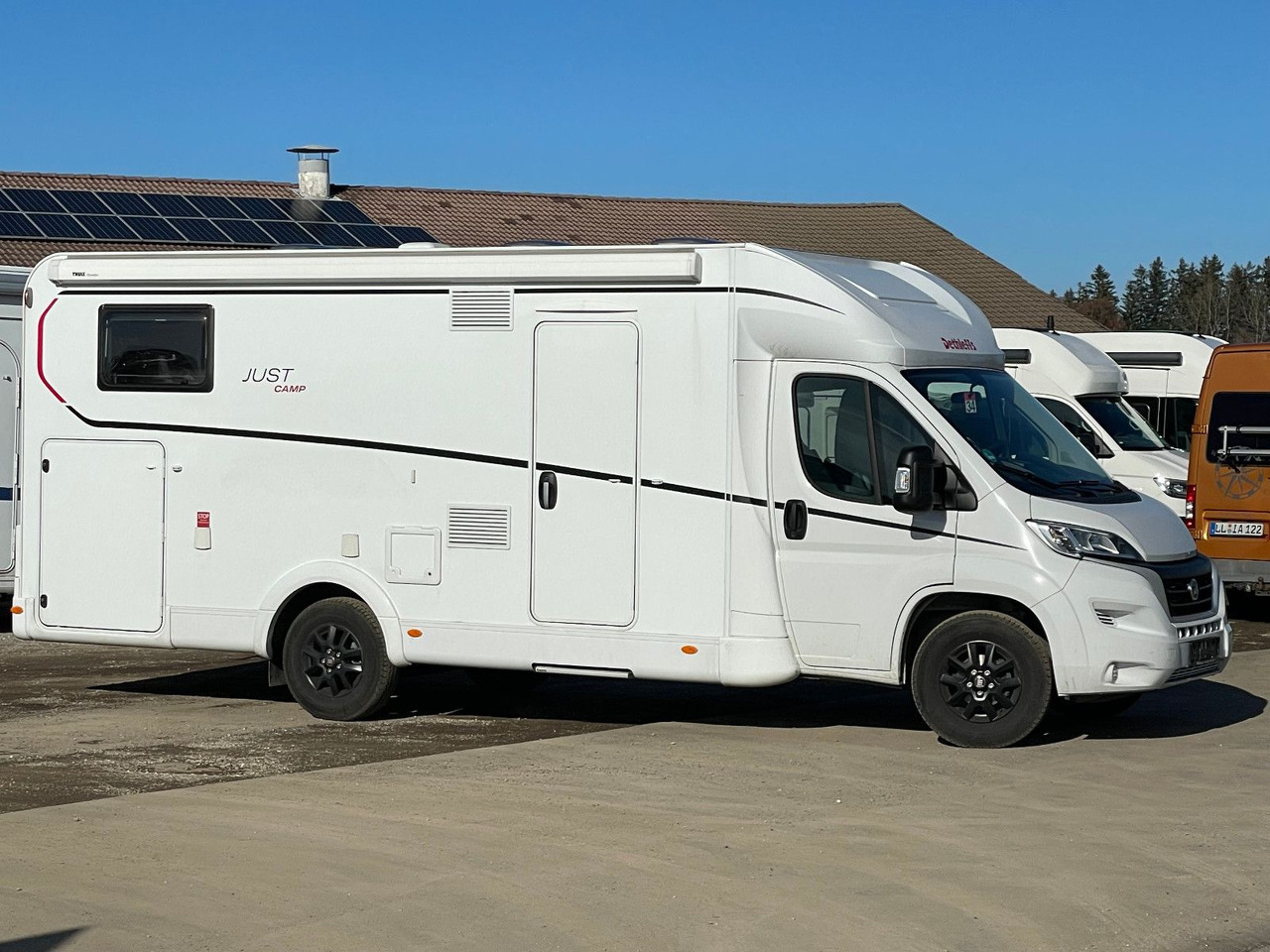 Dethleffs Just T 7052 EB mit Hubbett,Fiat,Markise,RFK,Navi - Autocaravana perfilada: foto 2 Dethleffs Just T 7052 EB mit Hubbett,Fiat,Markise,RFK,Navi - Autocaravana perfilada: foto 2
