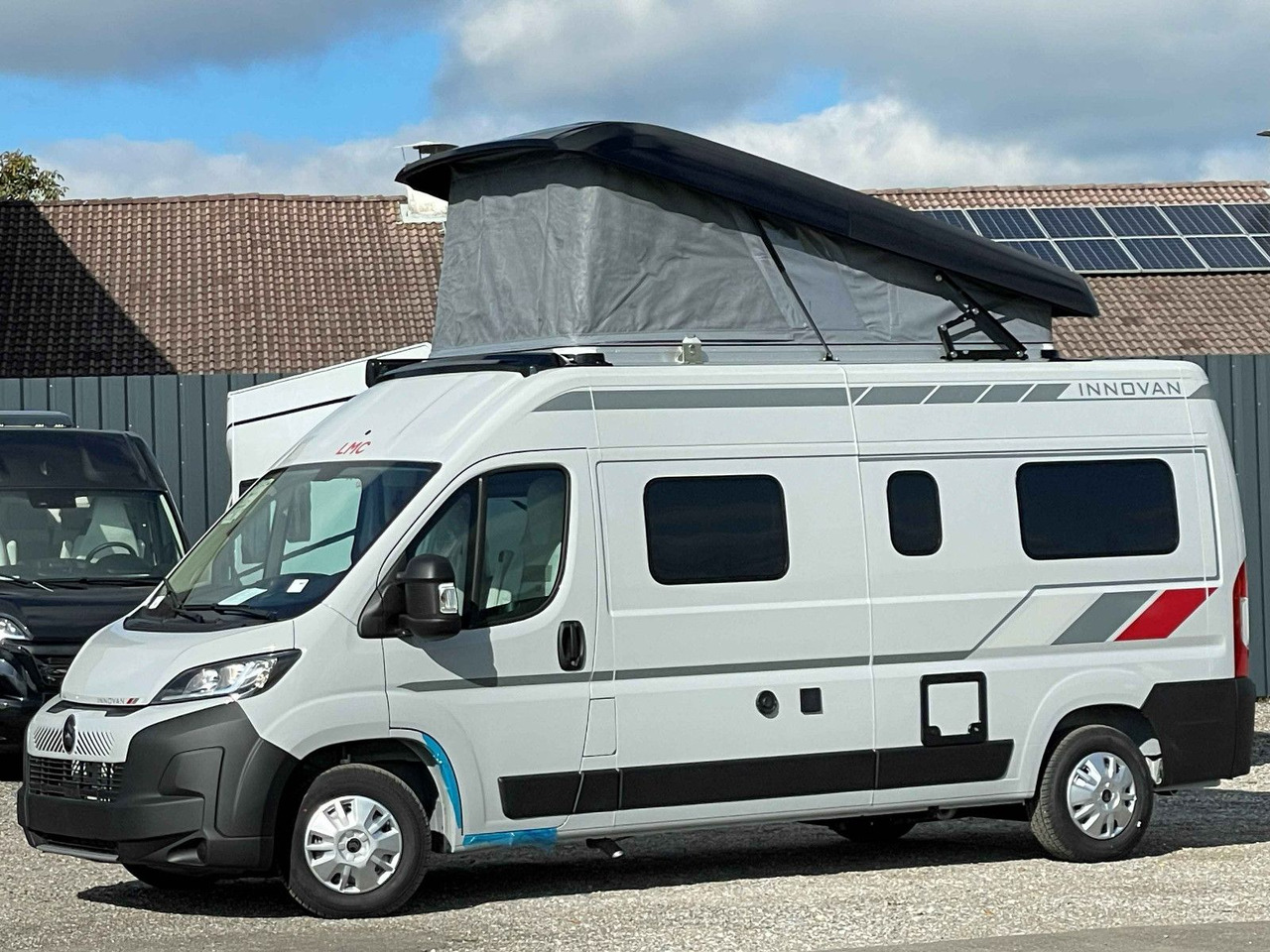 LMC INNOVAN 600 ,ASD, Aufstelldach,26 Modell,Navi - Cámper: foto 5 LMC INNOVAN 600 ,ASD, Aufstelldach,26 Modell,Navi - Cámper: foto 5