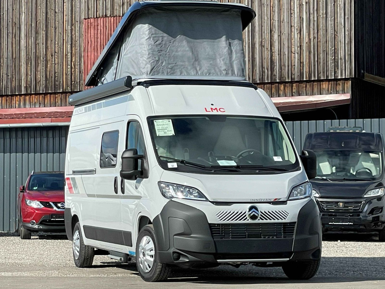 LMC INNOVAN 600 ,ASD, Aufstelldach,26 Modell,Navi - Cámper: foto 2 LMC INNOVAN 600 ,ASD, Aufstelldach,26 Modell,Navi - Cámper: foto 2