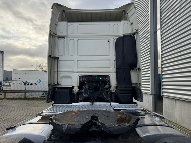 Cabeza tractora DAF XF 480 SC / 2 Tanks / 2 Beds / Refrigerator: foto 7