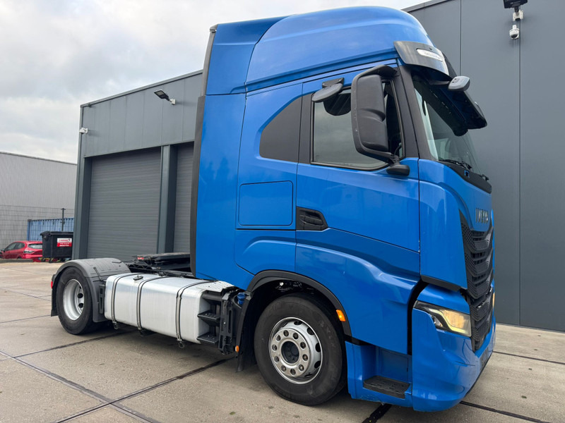 Iveco SWAY 570 / Retarder / Euro 6D / 2 Tanks / - Cabeza tractora: foto 2 Iveco SWAY 570 / Retarder / Euro 6D / 2 Tanks / - Cabeza tractora: foto 2