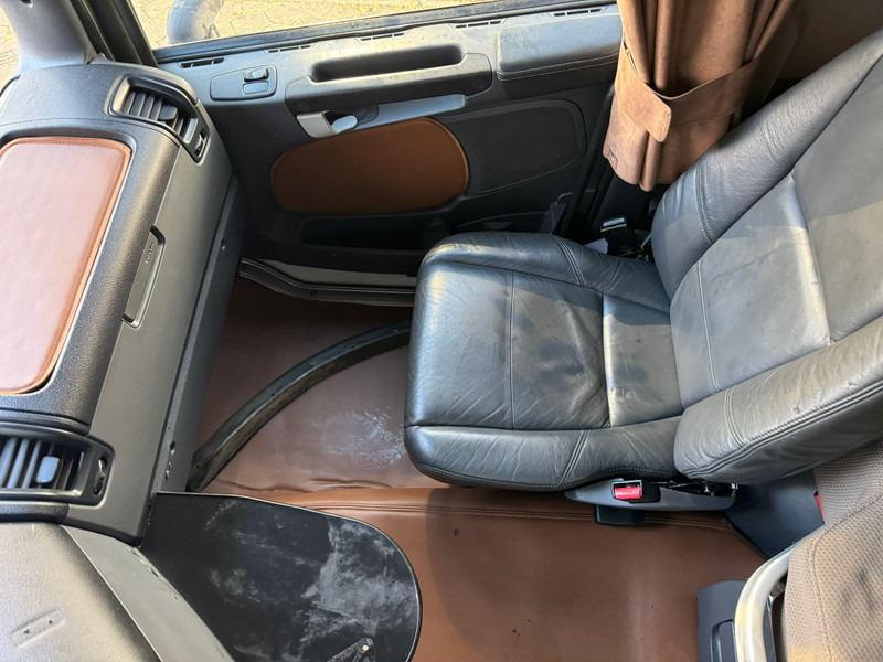 Cabeza tractora Scania R580 / V8 / 6X4 / HighLine / Retarder / NL Truck: foto 15 Cabeza tractora Scania R580 / V8 / 6X4 / HighLine / Retarder / NL Truck: foto 15