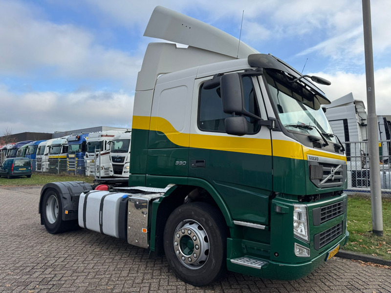 Volvo FM 330 / I-Shift / Euro 5 / TUV: 6-2025 / NL Truck - Cabeza tractora: foto 2 Volvo FM 330 / I-Shift / Euro 5 / TUV: 6-2025 / NL Truck - Cabeza tractora: foto 2