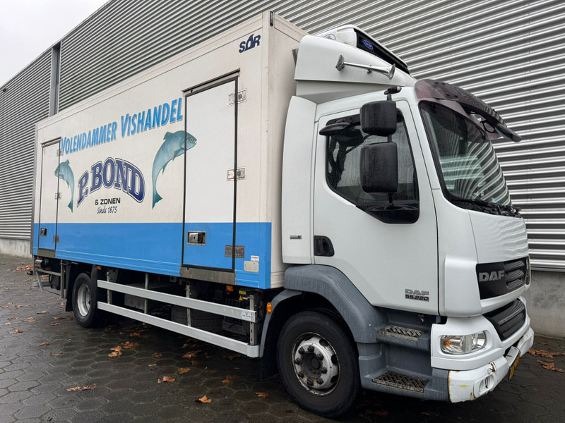 DAF LF 55.220 / Carrier / 6 Cilinder / Tail Lift / Euro 5 / 380.000 KM / NL Truck - Camión frigorífico: foto 2 DAF LF 55.220 / Carrier / 6 Cilinder / Tail Lift / Euro 5 / 380.000 KM / NL Truck - Camión frigorífico: foto 2
