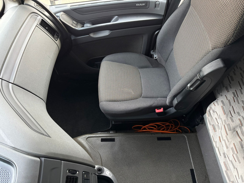 Camión multibasculante DAF XF 440 SC / 6X2 / VDL Hook / TUV: 6-2026 / NL truck: foto 18 Camión multibasculante DAF XF 440 SC / 6X2 / VDL Hook / TUV: 6-2026 / NL truck: foto 18