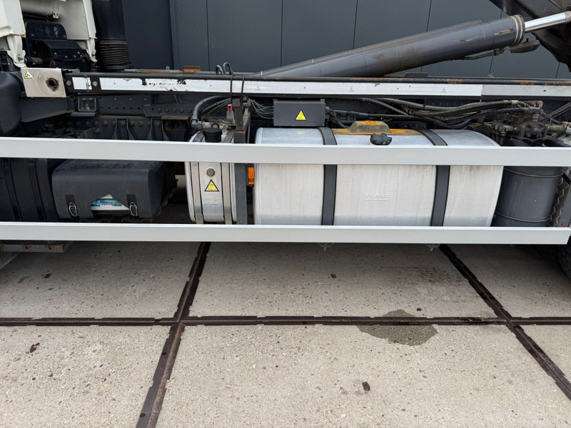 Camión multibasculante DAF XF 440 SC / 6X2 / VDL Hook / TUV: 6-2026 / NL truck: foto 16 Camión multibasculante DAF XF 440 SC / 6X2 / VDL Hook / TUV: 6-2026 / NL truck: foto 16