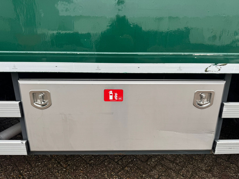 Camión caja cerrada Volvo FL 240 / 6 Cylinder / 18 Tons / Manual / Tail Lift / TUV:1-2026 / NL Truck: foto 13