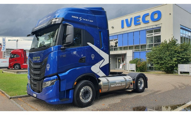 Cabeza tractora IVECO Stralis AS440S46T/FP 2LNG Demofahrzeug: foto 1