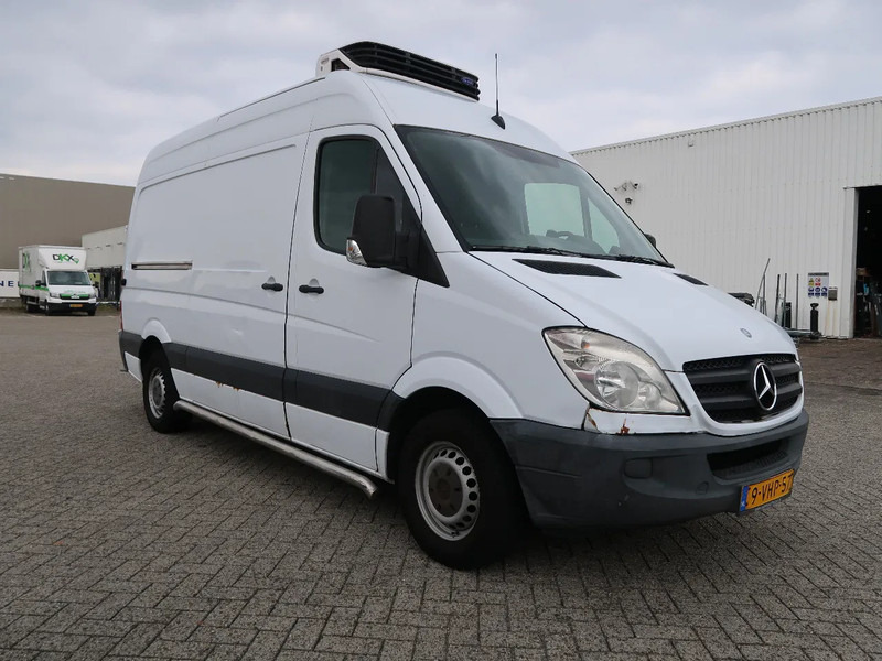 Mercedes-Benz Sprinter 311 CDI, L2H2, Manual, Carrier, TUV, NL Van, Top! - Furgoneta frigorifica: foto 2 Mercedes-Benz Sprinter 311 CDI, L2H2, Manual, Carrier, TUV, NL Van, Top! - Furgoneta frigorifica: foto 2