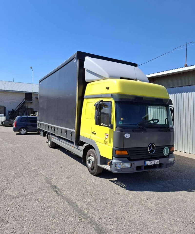 Mercedes-Benz 823 L - Camión lona: foto 2 Mercedes-Benz 823 L - Camión lona: foto 2