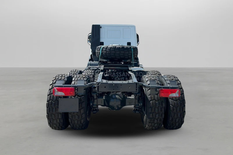 Iveco T-WAY AT720T47WTH 6x6 R20 Tyres Tractor Head - Barcelona Stock - Cabeza tractora: foto 3 Iveco T-WAY AT720T47WTH 6x6 R20 Tyres Tractor Head - Barcelona Stock - Cabeza tractora: foto 3