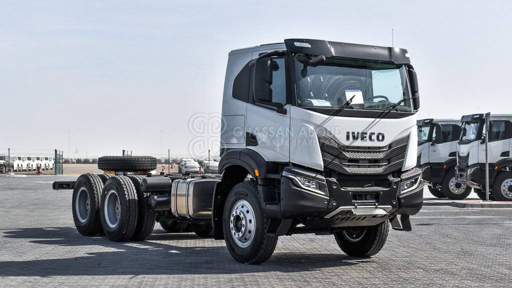IVECO T-WAY Chassis 6×4 AT380T47H WHEELBASE 4500 MY24 - Camión chasis: foto 3 IVECO T-WAY Chassis 6×4 AT380T47H WHEELBASE 4500 MY24 - Camión chasis: foto 3