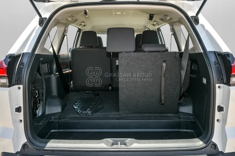 SUV/ Todoterreno Toyota Innova: foto 10 SUV/ Todoterreno Toyota Innova: foto 10