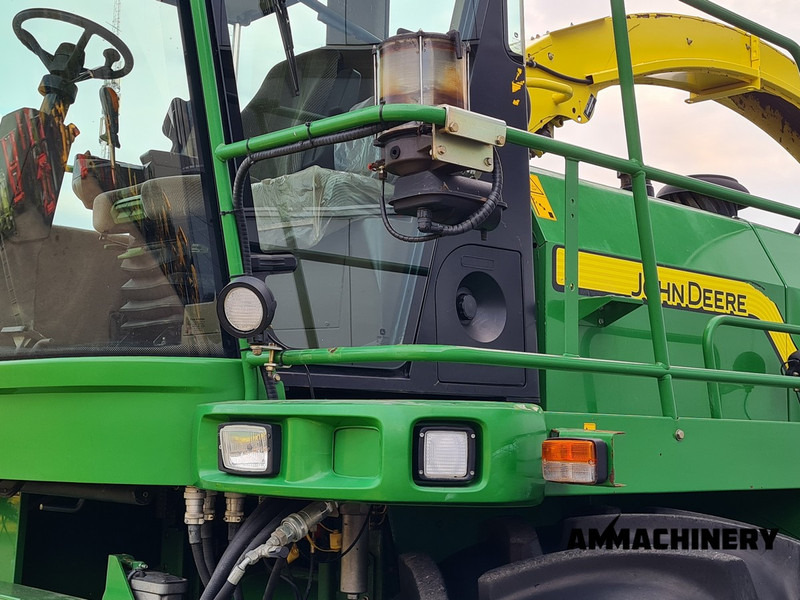 Cosechadora de forraje para transporte de alimentos John Deere 7180 i: foto 11