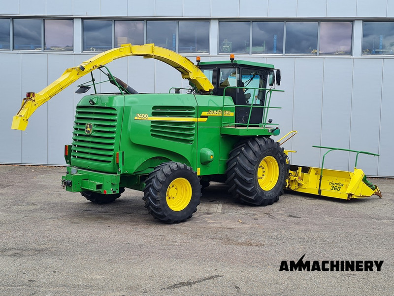 John Deere 7400 forage harvester - Cosechadora de forraje: foto 4 John Deere 7400 forage harvester - Cosechadora de forraje: foto 4