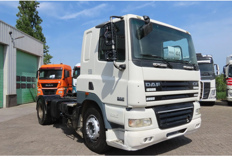 DAF CF 85.410 Manual, Retarder, PTO/Hydraulic, Very clean truck! - Cabeza tractora: foto 1 DAF CF 85.410 Manual, Retarder, PTO/Hydraulic, Very clean truck! - Cabeza tractora: foto 1