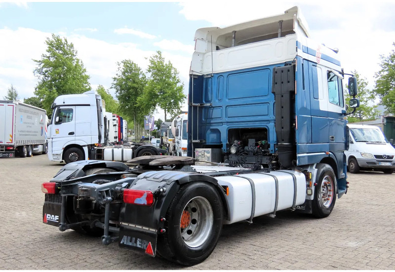 DAF XF 95.530 EURO4. Royal DAF! - Cabeza tractora: foto 4 DAF XF 95.530 EURO4. Royal DAF! - Cabeza tractora: foto 4