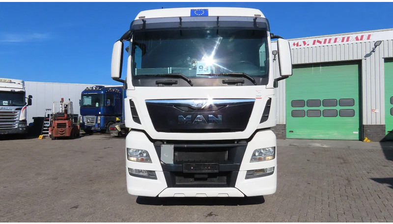 MAN TGX 14.440 RETARDER, 2 tanks, GREAT CONDITION! - Cabeza tractora: foto 3 MAN TGX 14.440 RETARDER, 2 tanks, GREAT CONDITION! - Cabeza tractora: foto 3