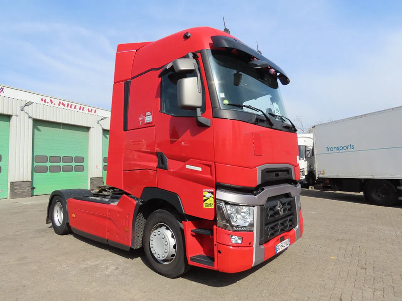 Renault T HIGH 520 VF610A36XND028987 2 tanks, P-airco, 2 beds - Cabeza tractora: foto 1 Renault T HIGH 520 VF610A36XND028987 2 tanks, P-airco, 2 beds - Cabeza tractora: foto 1