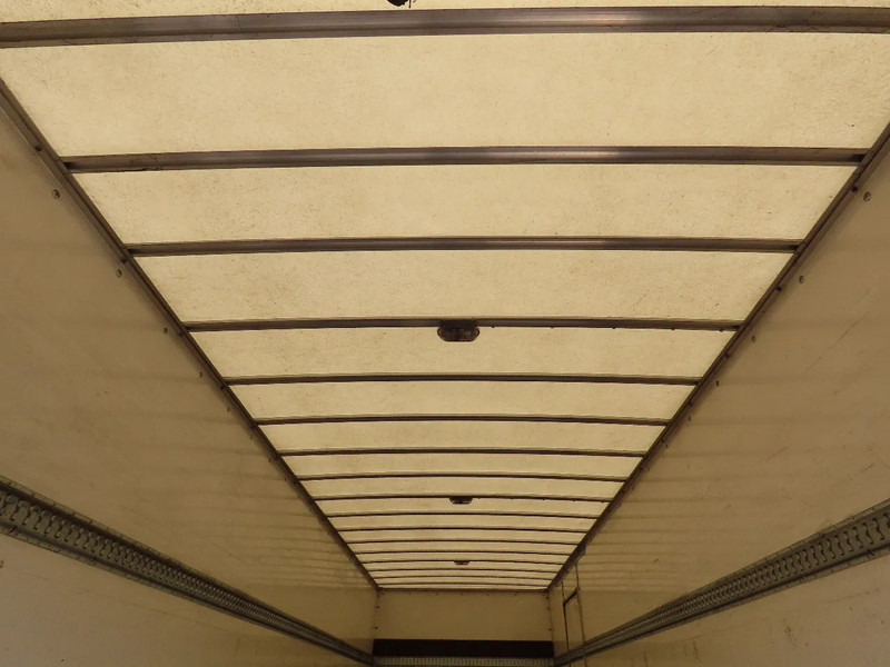 Camión caja cerrada Iveco Stralis 310 8 meter box! Retarder, Great condition!: foto 13