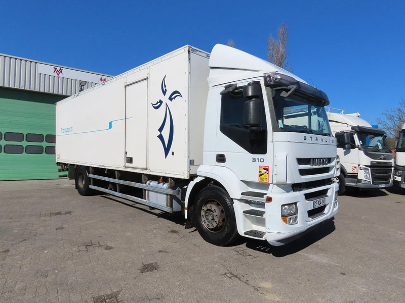 Iveco Stralis 310 EEV . 8 meter box! Retarder, Great condition! - Camión caja cerrada: foto 1 Iveco Stralis 310 EEV . 8 meter box! Retarder, Great condition! - Camión caja cerrada: foto 1