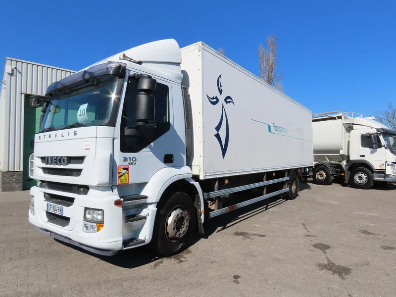 Iveco Stralis 310 EEV . 8 meter box! Retarder, Great condition! - Camión caja cerrada: foto 3 Iveco Stralis 310 EEV . 8 meter box! Retarder, Great condition! - Camión caja cerrada: foto 3