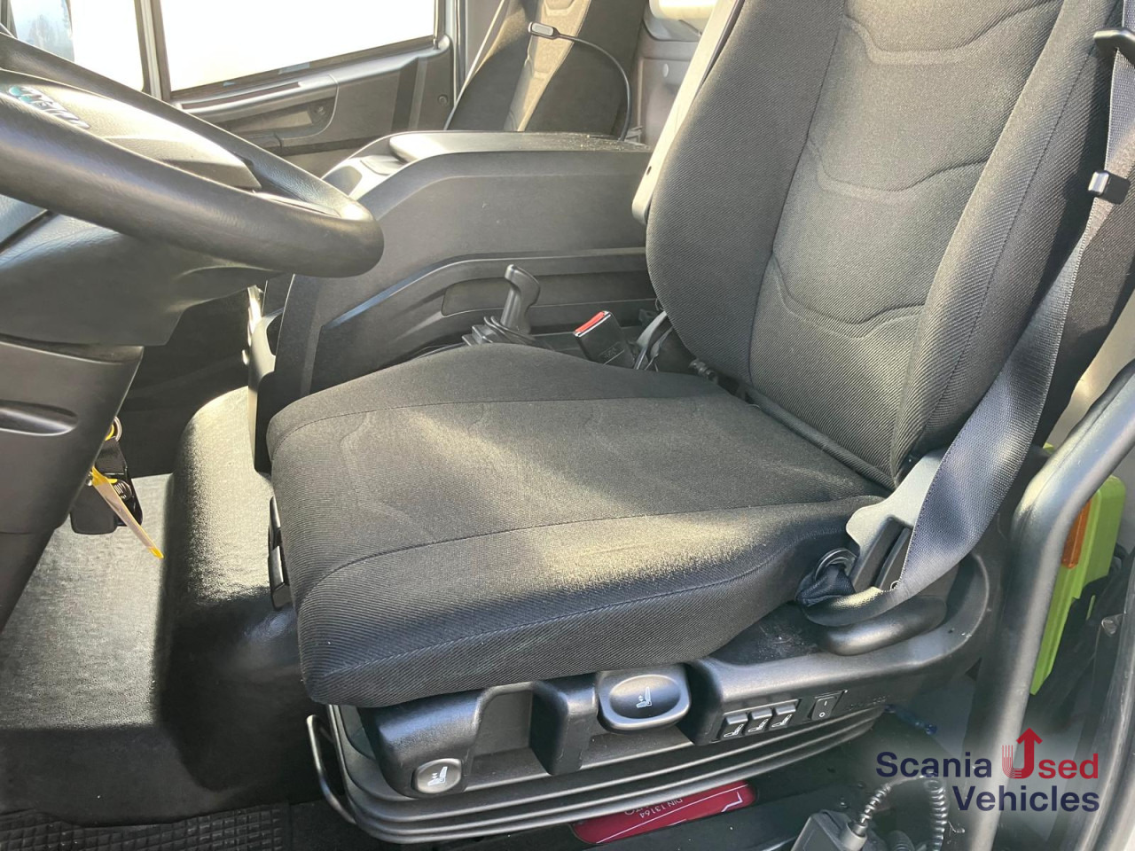 IVECO Eurocargo 160-280 Klima/Kamera/LBW Top! - Camión caja cerrada: foto 5 IVECO Eurocargo 160-280 Klima/Kamera/LBW Top! - Camión caja cerrada: foto 5