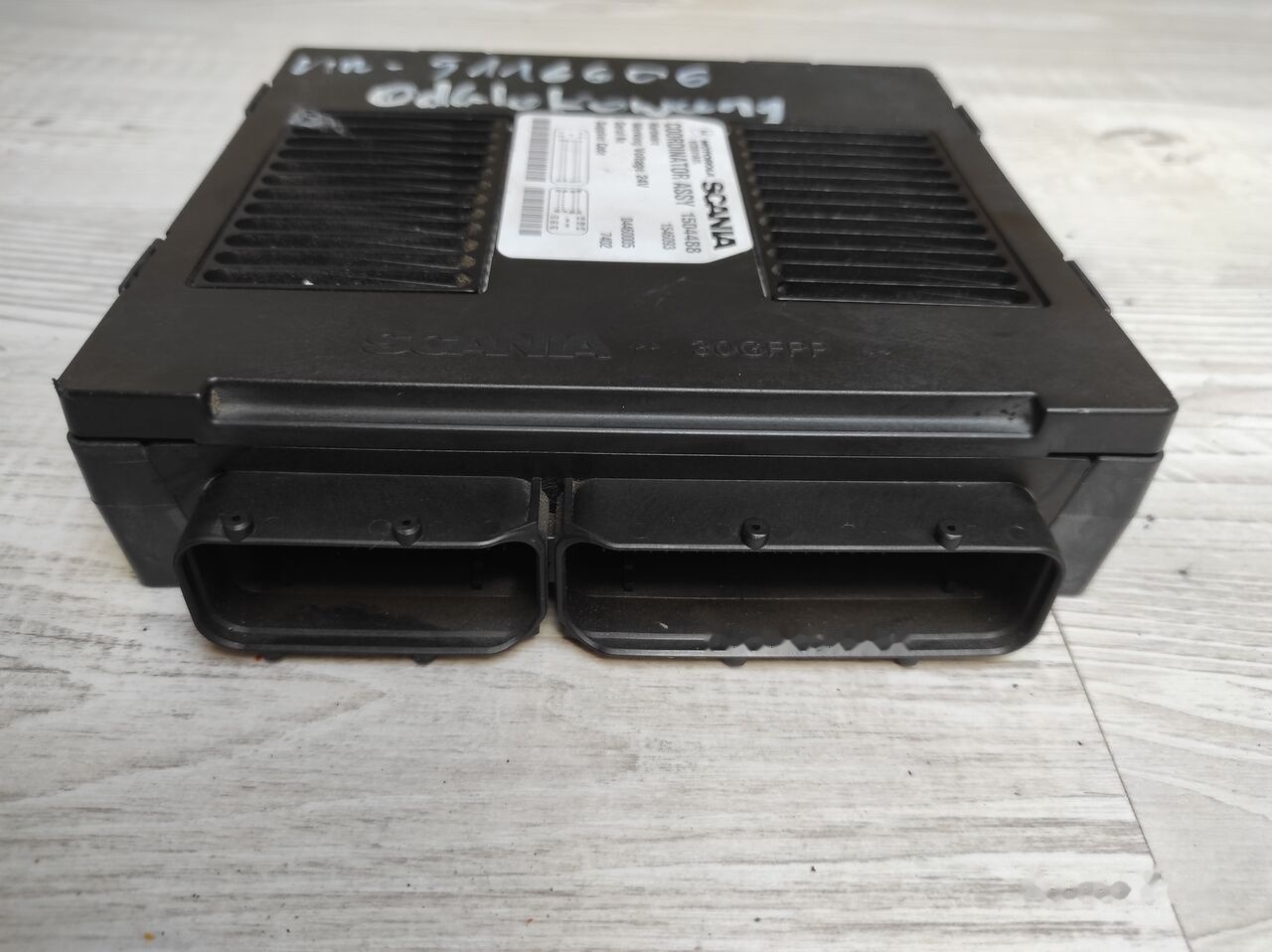 Motorola COORDINATOR 5, 2 PLUGS Scania truck - Unidad de control para Camión: foto 2 Motorola COORDINATOR 5, 2 PLUGS Scania truck - Unidad de control para Camión: foto 2