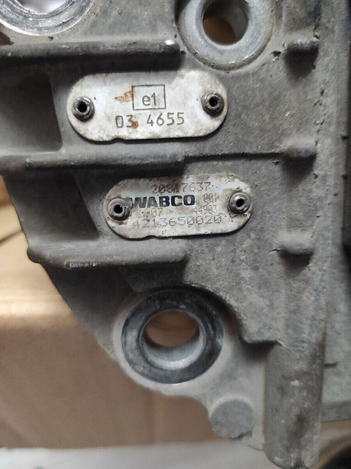 WABCO VOLVO / RENAULT truck - Unidad de control para Camión: foto 2 WABCO VOLVO / RENAULT truck - Unidad de control para Camión: foto 2