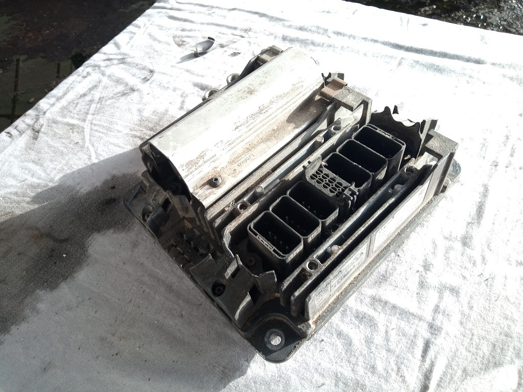 EDC Scania R440 DC1310 1939983 1939983 - Unidad de control para Camión: foto 2 EDC Scania R440 DC1310 1939983 1939983 - Unidad de control para Camión: foto 2