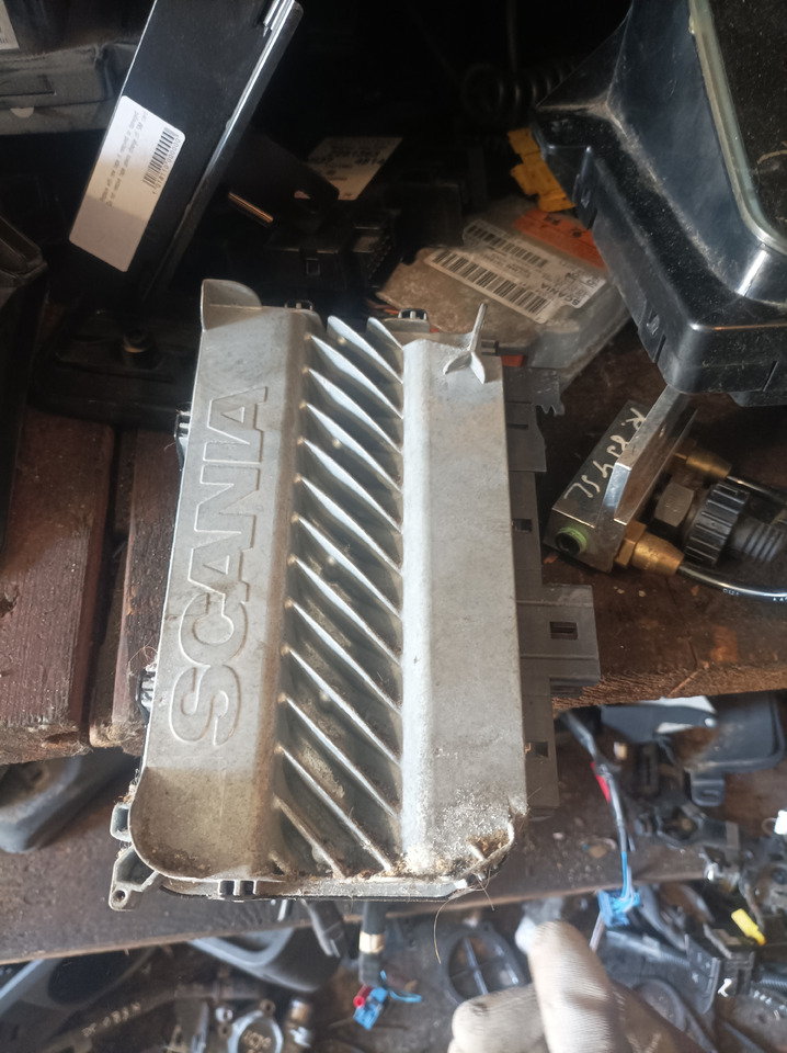 Scania Scania - Unidad de control: foto 3 Scania Scania - Unidad de control: foto 3