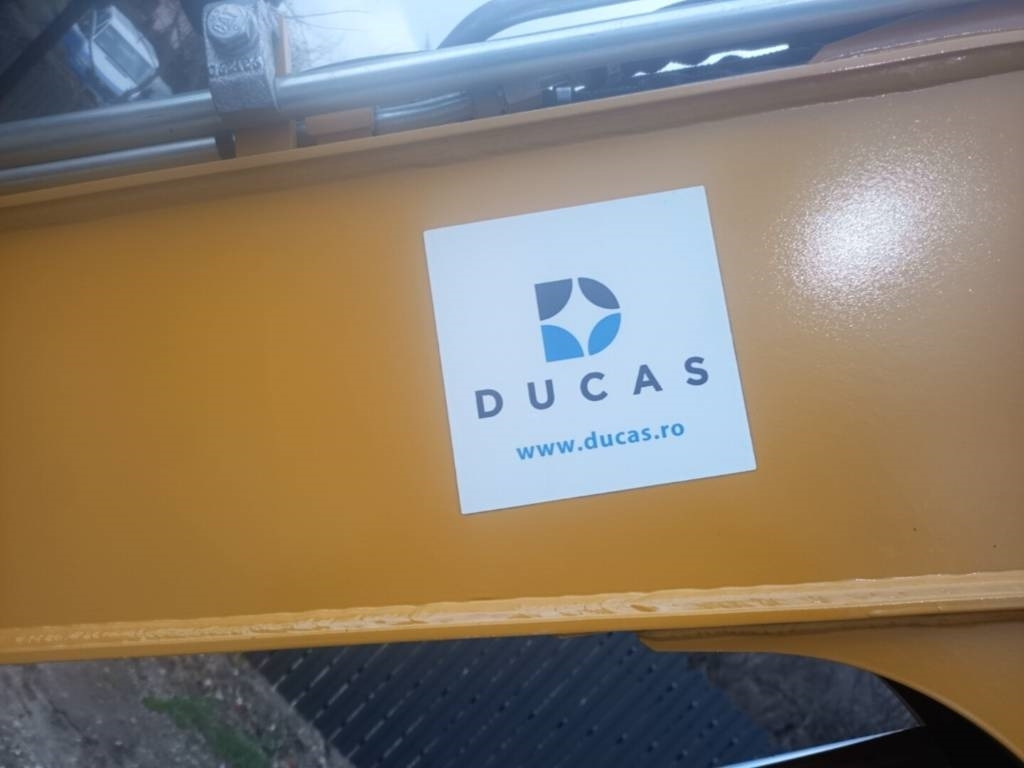 Excavadora de cadenas CATERPILLAR 303 ECR: foto 9 Excavadora de cadenas CATERPILLAR 303 ECR: foto 9