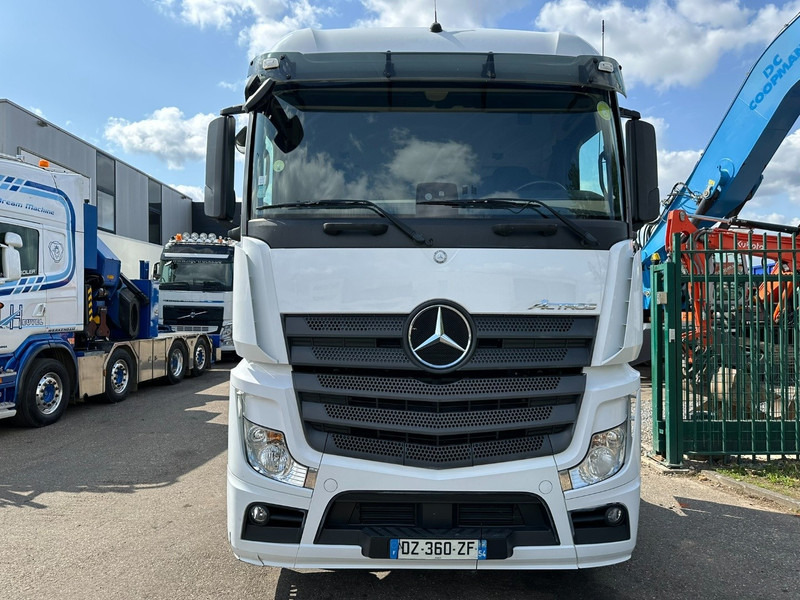 Mercedes-Benz Actros 1845 RETARDER VOITH - *465.000km* - FULL SPOILERS / SIDESKIRTS - MP4 - FRIGO - A/C - EURO 6 - Cabeza tractora: foto 2 Mercedes-Benz Actros 1845 RETARDER VOITH - *465.000km* - FULL SPOILERS / SIDESKIRTS - MP4 - FRIGO - A/C - EURO 6 - Cabeza tractora: foto 2