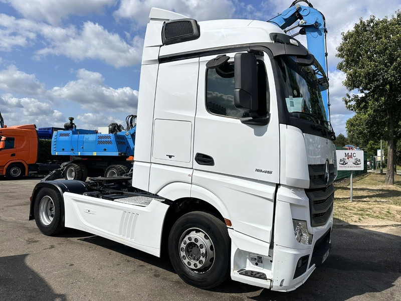 Mercedes-Benz Actros 1845 RETARDER VOITH - *465.000km* - FULL SPOILERS / SIDESKIRTS - MP4 - FRIGO - A/C - EURO 6 - Cabeza tractora: foto 1 Mercedes-Benz Actros 1845 RETARDER VOITH - *465.000km* - FULL SPOILERS / SIDESKIRTS - MP4 - FRIGO - A/C - EURO 6 - Cabeza tractora: foto 1