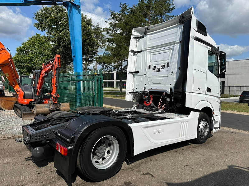 Mercedes-Benz Actros 1845 RETARDER VOITH - *465.000km* - FULL SPOILERS / SIDESKIRTS - MP4 - FRIGO - A/C - EURO 6 - Cabeza tractora: foto 5 Mercedes-Benz Actros 1845 RETARDER VOITH - *465.000km* - FULL SPOILERS / SIDESKIRTS - MP4 - FRIGO - A/C - EURO 6 - Cabeza tractora: foto 5