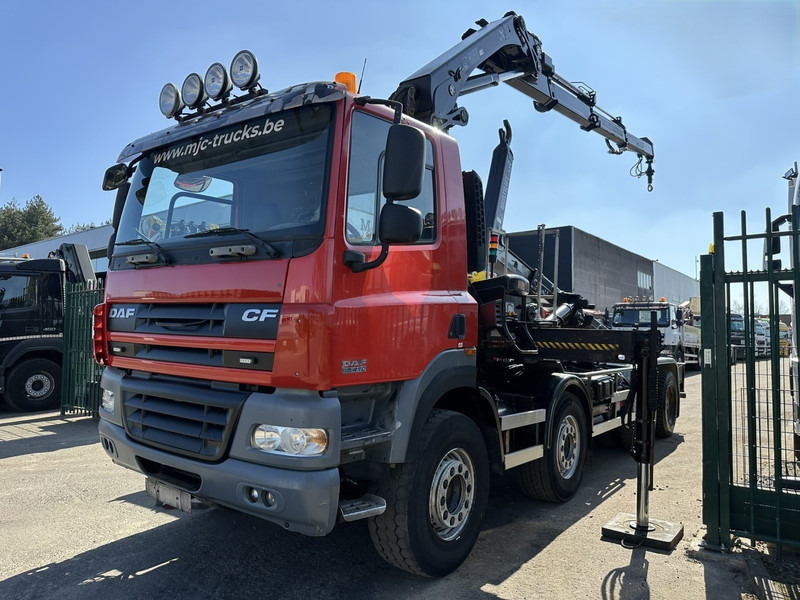 DAF CF 85.410 8x4 HOOKLIFT + CRANE HIAB 244 EP-3 HIDUO - Radio - Rotator - RETARDER - EURO 4 - BIG AXLES HUB REDUCTION - Camión multibasculante, Camión grúa: foto 5 DAF CF 85.410 8x4 HOOKLIFT + CRANE HIAB 244 EP-3 HIDUO - Radio - Rotator - RETARDER - EURO 4 - BIG AXLES HUB REDUCTION - Camión multibasculante, Camión grúa: foto 5