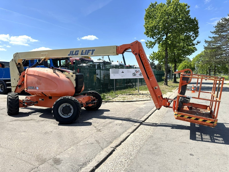 JLG 600AJ 4x4x4 - 20m - 230kg - DIESEL - BELGISCHE MACHINE - Plataforma elevadora: foto 1 JLG 600AJ 4x4x4 - 20m - 230kg - DIESEL - BELGISCHE MACHINE - Plataforma elevadora: foto 1