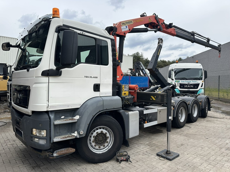 MAN TGS 35.400 8x4 TRIDEM HOOKLIFT T22 + CRANE PALFINGER PK 18001 EH + RADIO - EURO 5 - LIFT/STEERING AXLE - BE TRUCK - Camión multibasculante, Camión grúa: foto 1 MAN TGS 35.400 8x4 TRIDEM HOOKLIFT T22 + CRANE PALFINGER PK 18001 EH + RADIO - EURO 5 - LIFT/STEERING AXLE - BE TRUCK - Camión multibasculante, Camión grúa: foto 1