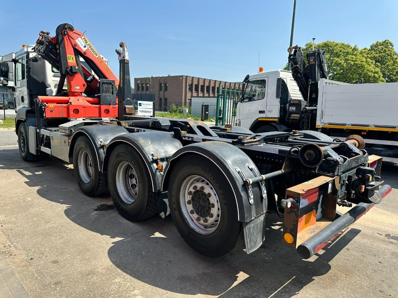 MAN TGS 35.400 8x4 TRIDEM HOOKLIFT T22 + CRANE PALFINGER PK 18001 EH + RADIO - EURO 5 - LIFT/STEERING AXLE - BE TRUCK - Camión multibasculante, Camión grúa: foto 5 MAN TGS 35.400 8x4 TRIDEM HOOKLIFT T22 + CRANE PALFINGER PK 18001 EH + RADIO - EURO 5 - LIFT/STEERING AXLE - BE TRUCK - Camión multibasculante, Camión grúa: foto 5